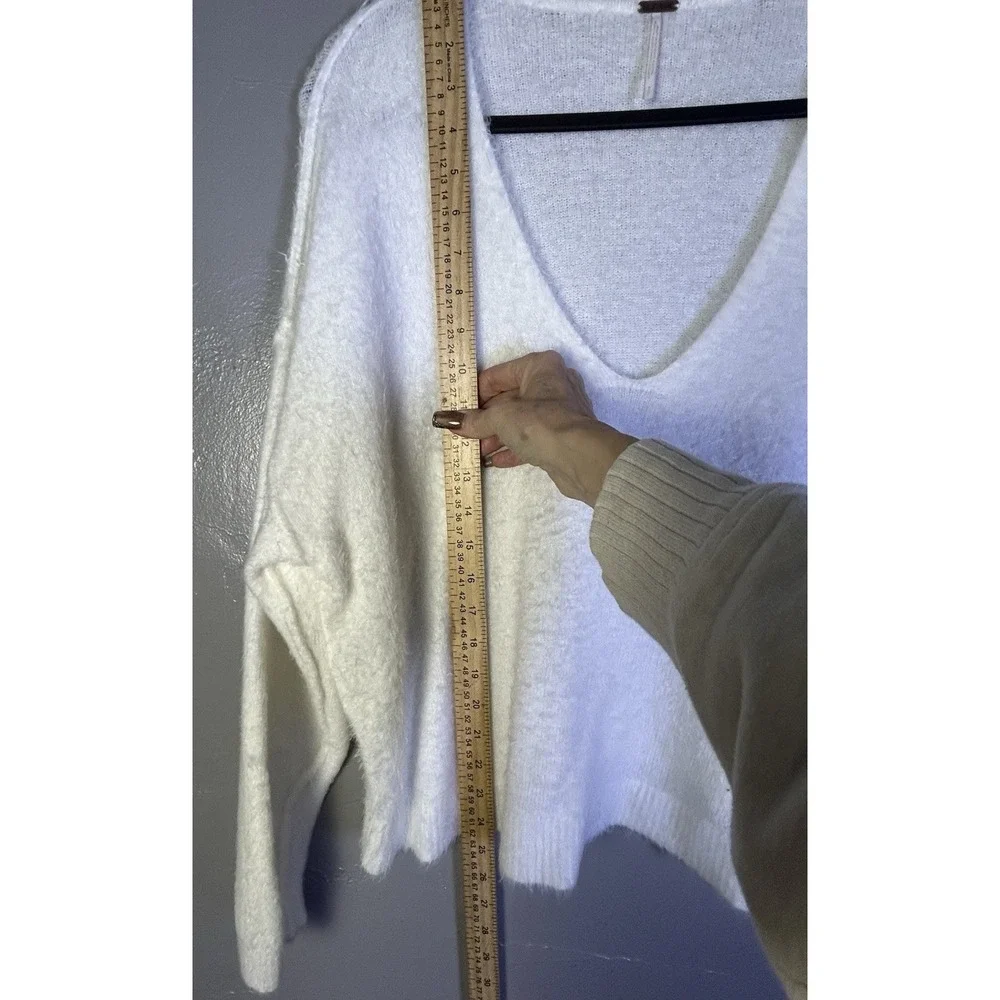 White Free People Princess V-Neck Sweater soft fuzzy Size S Deep V